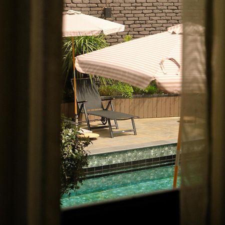 Communal Hotel Kutaisi Luaran gambar