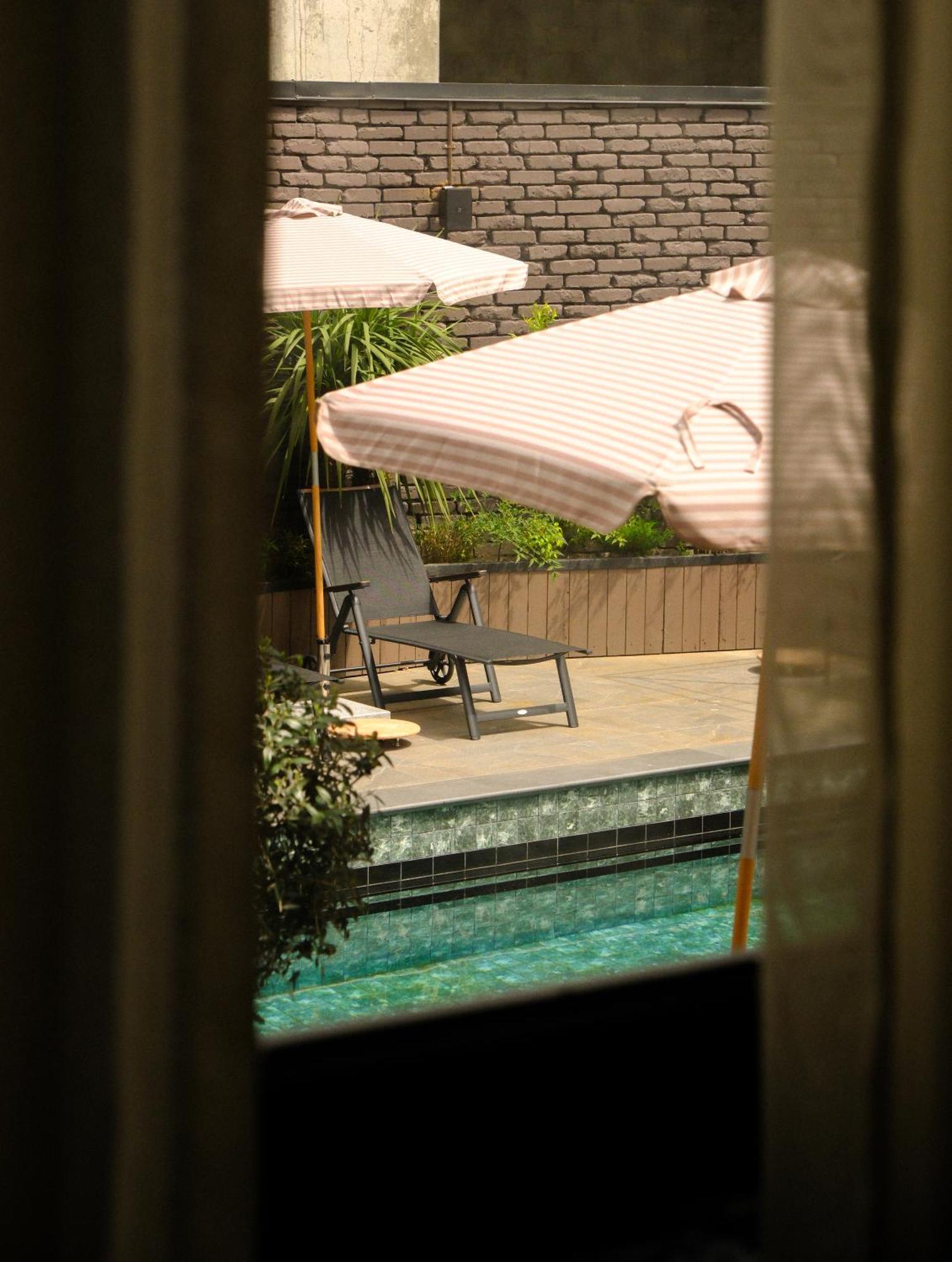 Communal Hotel Kutaisi Luaran gambar